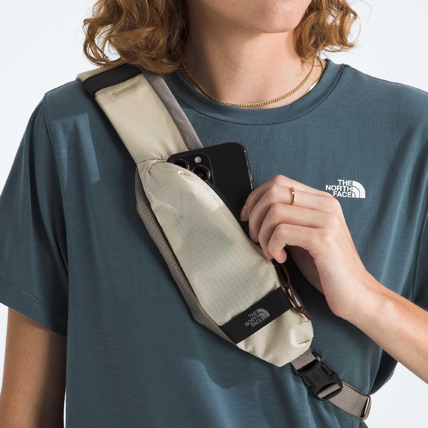 THE NORTH FACE Borealis SIing Bag | Crossbody Adjustable Strap, Water Repellent Finish, Multiple Compartments, Tablet Sleeve - Image 5