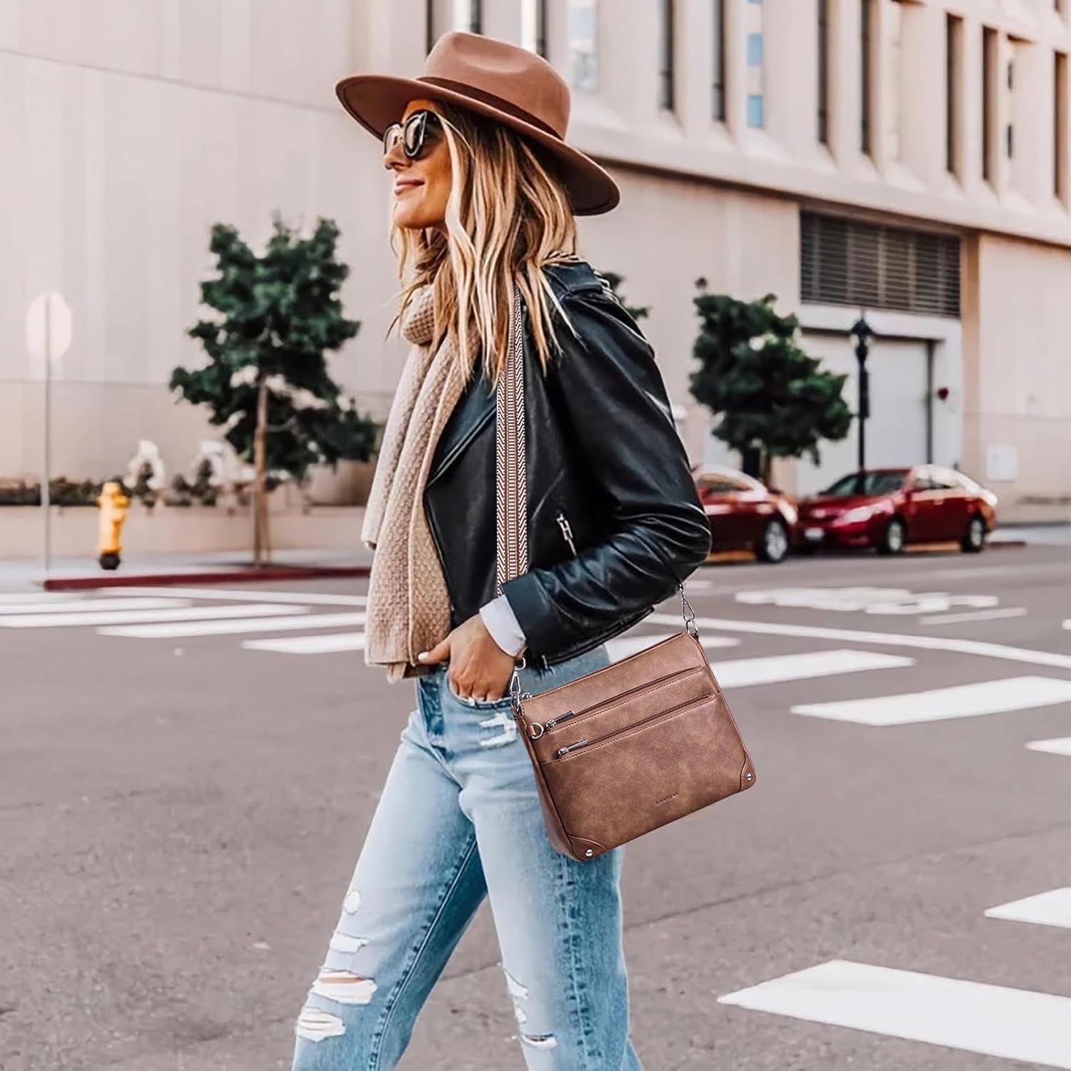 Crossbody Bags for Women Rfid Travel Crossbody Purses Leather Handbags Medium Shoulder bag with Adjustable Strap - Image 3